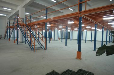Heavy lantai Berat Industri Mezzanine, Auto Parts Industri Platform Dengan Baja Deck