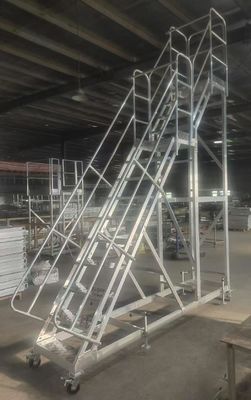 4m Tinggi Lampu Aluminium Tangga di Dua Tingkat Mudah Dipindahkan untuk penggunaan Rak Rak Gudang