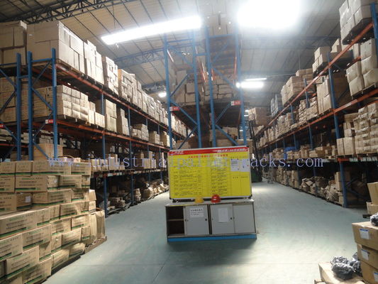 Beli Sistem Solusi Racking Pallet Adjustable 3 Level Beam Dan Lantai 16.5FT / 5M Tinggi pembuatan online