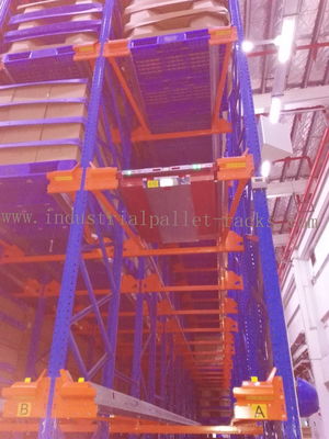 Beli Tugas Berat Pallet Storage Radio Shuttle Racking System Dioperasikan oleh Forklift / Shuttle Motor pembuatan online