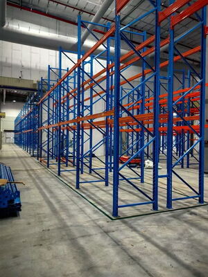 Beli Forklift Compatible Warehouse Storage Racks Organize Your Warehouse Efficiently pembuatan online