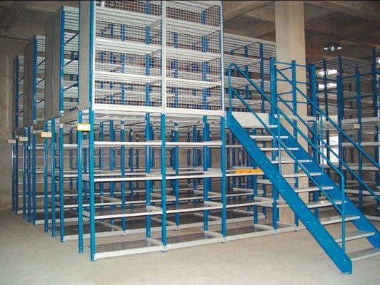 Beli Sistem Lantai Mezzanine gudang dengan rak. Maksimalkan ruang penyimpanan & efisiensi pembuatan online