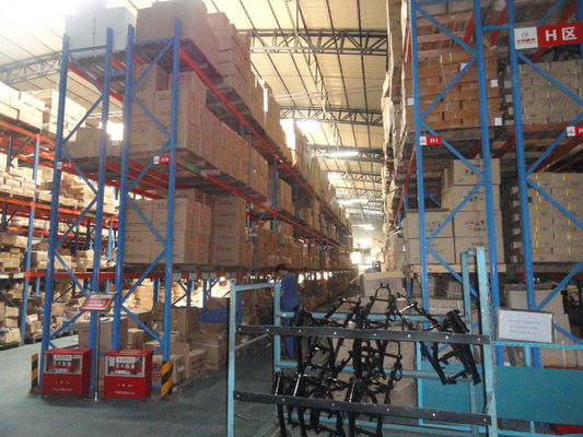 Beli Rak Penyimpanan Pallet Baja Pergudangan Kapasitas Tinggi 1000KG - 2000KG / Pallet pembuatan online