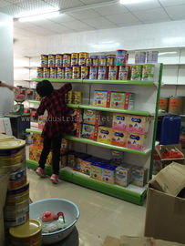 Tampilan Ritel Multi Colour Menutup Tinggi 53 &quot;/ 61&quot; / 69 &quot;/ 77&quot; Rak Penyimpanan Material Logam