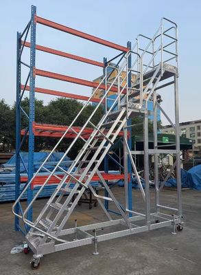 4m Tinggi Lampu Aluminium Tangga di Dua Tingkat Mudah Dipindahkan untuk penggunaan Rak Rak Gudang