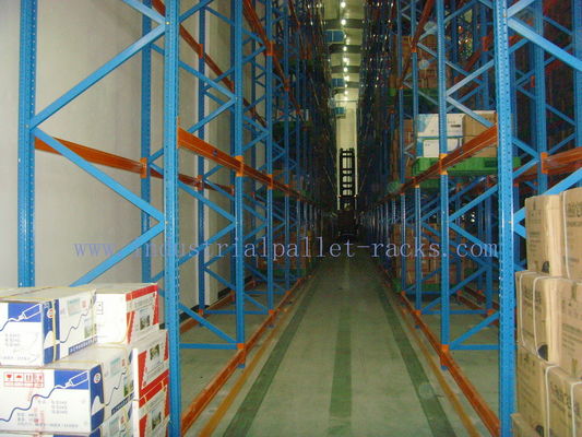 Lengan Sempit yang Sangat Sempit Racking, Ruang Operasi Sistem Racking Gudang